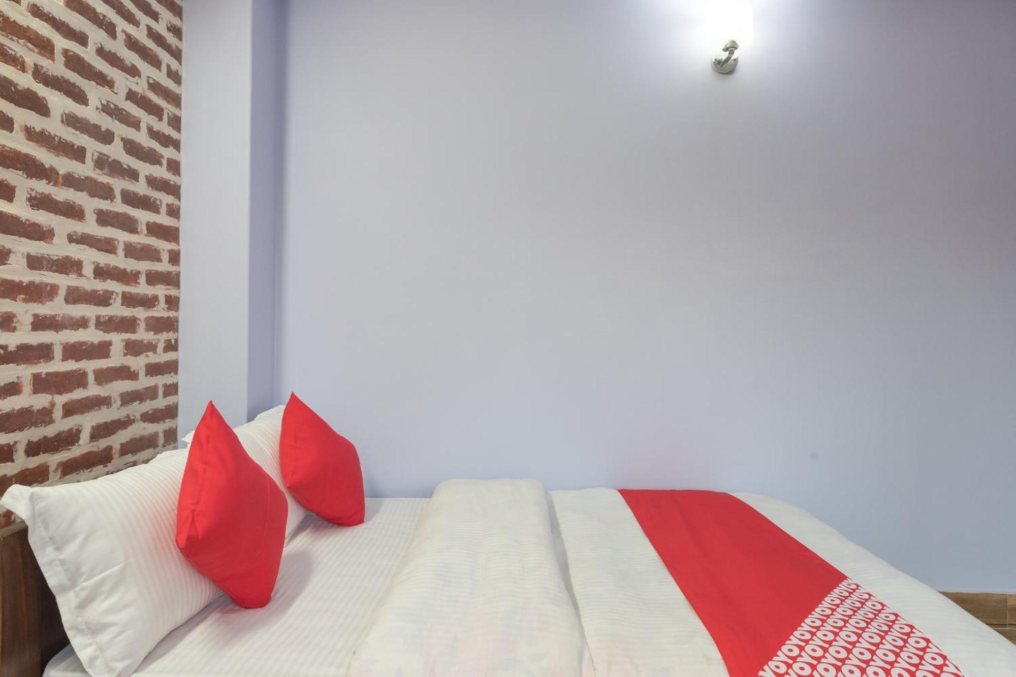 Oyo 729 Hotel Era Balaju Exteriör bild